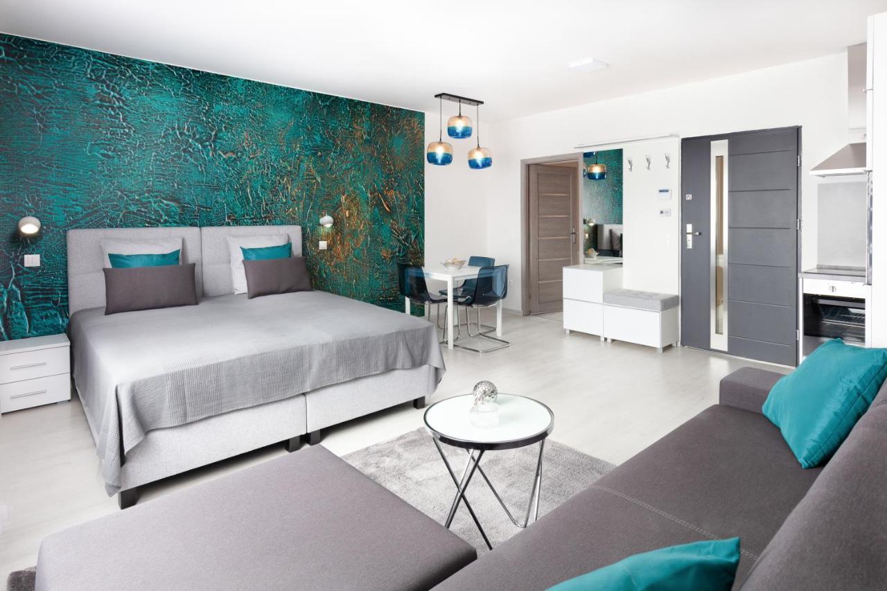 Trend Apartmanhaz -Vizslas Luaran gambar